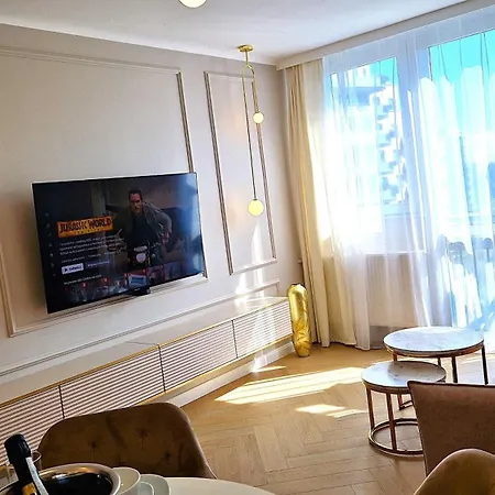 Center 708 - 50m2 Apartamento *